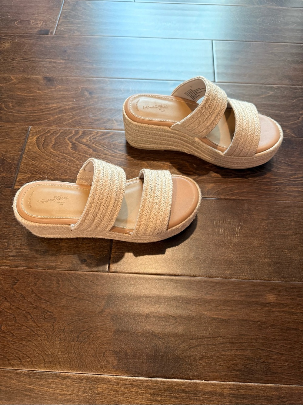 Universal Thread Women’s Kayli Jute Two Band Wedge Heels Size 7 - Picture 2 of 5